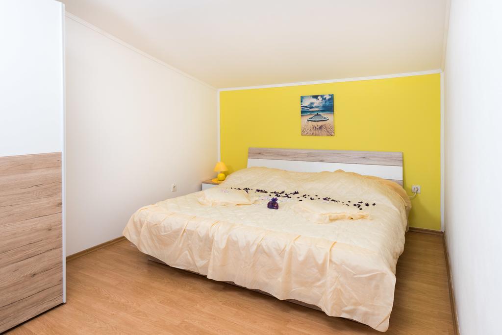 Apartments Lucija Trogir Cameră foto